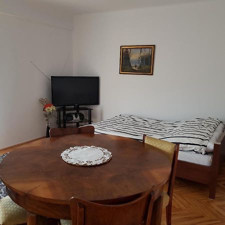 Mieszkanie W Centrum Krakowa Екстер'єр фото